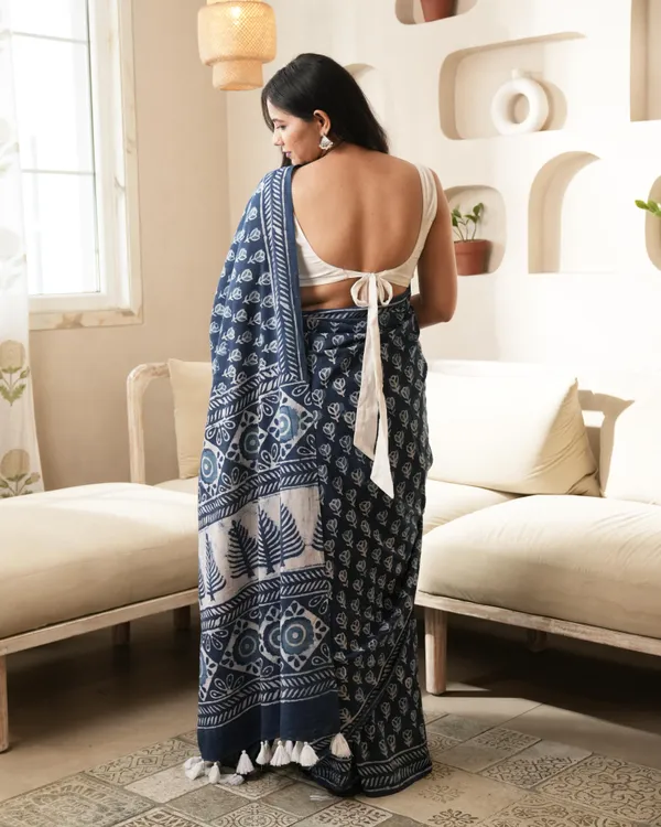Indigo_Cotton_Dabu_Butti_Print_Mul_Saree_For_Women